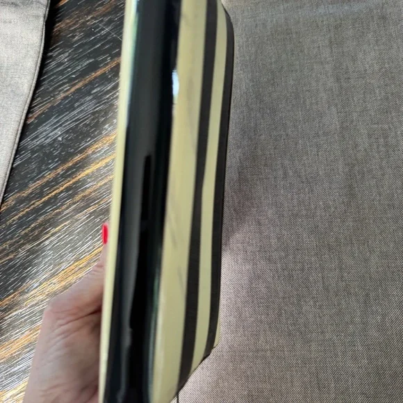 Kate Spade Neda Penn Valley Wallet - Picture 5 of 7